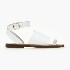 Δερμάτινα Estil φλατ πέδιλα με φαρδιά φάσα - Λευκό 10 Δερμάτινα Estil φλατ πέδιλα με φαρδιά φάσα - Λευκό -Σανδάλια κατάστημα dermatina estil flat pedila me fardia fasa 105151 yncc