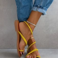 Σανδάλια Estil δερμάτινα με Strass λουράκια - Κίτρινο 15 Σανδάλια Estil δερμάτινα με Strass λουράκια - Κίτρινο -Σανδάλια κατάστημα dermatina estil sandalia me strass lourakia 104695 hgu0