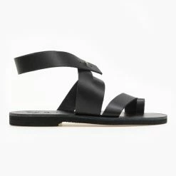 IRIS Πέδιλα δερμάτινα ίσια με ιδιαίτερο κούμπωμα - Μαύρο 13 IRIS Πέδιλα δερμάτινα ίσια με ιδιαίτερο κούμπωμα - Μαύρο -Σανδάλια κατάστημα dermatina isia pedila me idiaitero koumpwma 91018 2w57