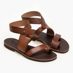 IRIS Πέδιλα δερμάτινα ίσια με ιδιαίτερο κούμπωμα - Καφέ 12 IRIS Πέδιλα δερμάτινα ίσια με ιδιαίτερο κούμπωμα - Καφέ -Σανδάλια κατάστημα dermatina isia pedila me idiaitero koumpwma 91019 8k8m