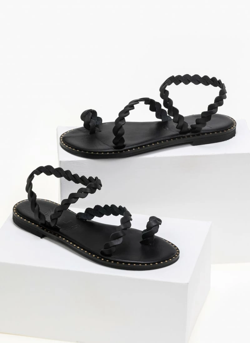 IRIS Πέδιλα ίσια δερμάτινα με περαστό λουράκι - Μαύρο 3 IRIS Πέδιλα ίσια δερμάτινα με περαστό λουράκι - Μαύρο