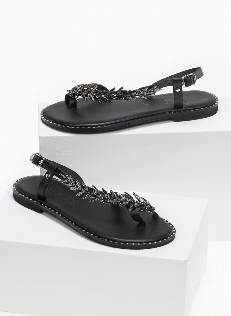 IRIS Πέδιλα δερμάτινα ίσια με σχέδιο φύλλα ελιάς - Μαύρο 4 IRIS Πέδιλα δερμάτινα ίσια με σχέδιο φύλλα ελιάς - Μαύρο - Image 2