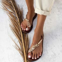 IRIS Πέδιλα δερμάτινα ίσια με σχέδιο φύλλα ελιάς - Καφέ -Σανδάλια κατάστημα dermatina isia pedila me sxedio fulla elias 90622 9304