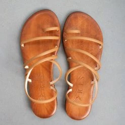 IRIS Σανδάλια δερμάτινα με λεπτά λουράκια - Ταμπά -Σανδάλια κατάστημα dermatina sandalia me lepta lourakia 93397 ppgw