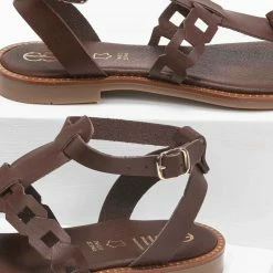 Πέδιλα δερμάτινα Estil Flat - Καφέ 7 Πέδιλα δερμάτινα Estil Flat - Καφέ -Σανδάλια κατάστημα estil dermatina flat pedila 90899 srnf