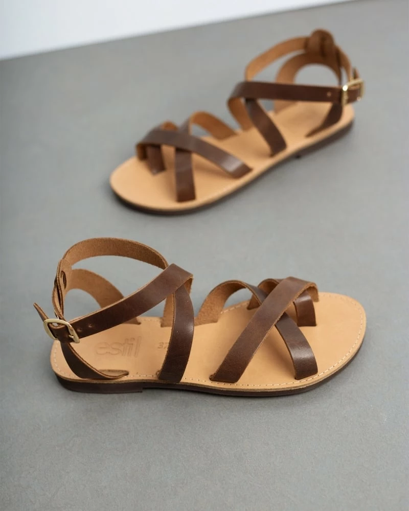 Πέδιλα δερμάτινα Estil με χιαστί σχέδιο - Καφέ 8 Πέδιλα δερμάτινα Estil με χιαστί σχέδιο - Καφέ - Image 6