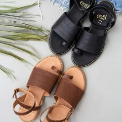 Πέδιλα Estil δερμάτινα κροκό ίσια - Μαύρο -Σανδάλια κατάστημα estil dermatina kroko isia pedila 92578 2ltt