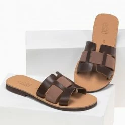 Σανδάλια Estil δερμάτινα με περαστή φάσα - Καφέ 7 Σανδάλια Estil δερμάτινα με περαστή φάσα - Καφέ -Σανδάλια κατάστημα estil dermatina sandalia me perasti fasa 91752 wzbg