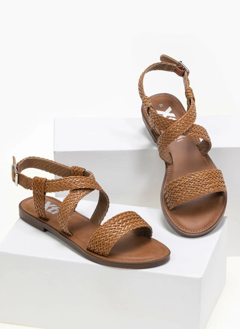 Xti Footwear Πέδιλα φλατ με πλεκτό σχέδιο Xti 42750 - Κάμελ 4 Xti Footwear Πέδιλα φλατ με πλεκτό σχέδιο Xti 42750 - Κάμελ - Image 2