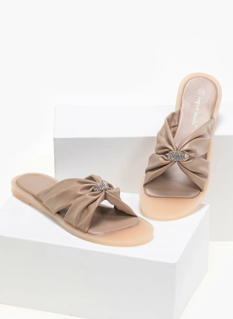 The Fashion Project Σανδάλια φλατ με Strass διακοσμητικό - Μπεζ 3 The Fashion Project Σανδάλια φλατ με Strass διακοσμητικό - Μπεζ