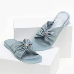 The Fashion Project Σανδάλια φλατ με Strass διακοσμητικό - Ραφ 8 The Fashion Project Σανδάλια φλατ με Strass διακοσμητικό - Ραφ -Σανδάλια κατάστημα flat sandalia me strass diakosmitiko 90280 v7jh