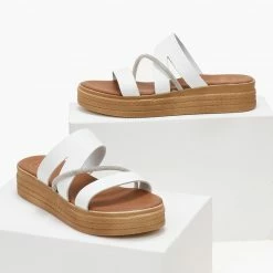 Flatforms δερμάτινα TFP με Strass - Λευκό 13 Flatforms δερμάτινα TFP με Strass - Λευκό -Σανδάλια κατάστημα flatforms dermatina tfp me strass 105712 uu44