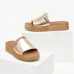 Flatforms δερμάτινα TFP με Strass λουράκι - Χαλκός -Σανδάλια κατάστημα flatforms dermatina tfp me strass louraki 105599 kfpw