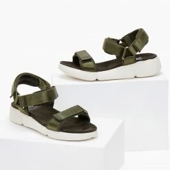 Xti Footwear Πέδιλα αθλητικά με Velcro Xti 44293 - Χακί -Σανδάλια κατάστημα pedila athlitika me velcro xti 44293 101020 fdwc