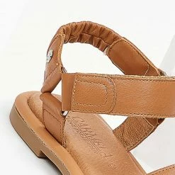 CARMELA Πέδιλα δερμάτινα φλατ με διπλή φάσα 68558 - Κάμελ 13 CARMELA Πέδιλα δερμάτινα φλατ με διπλή φάσα 68558 - Κάμελ -Σανδάλια κατάστημα pedila dermatina flat me dipli fasa 68558 100465 puuw