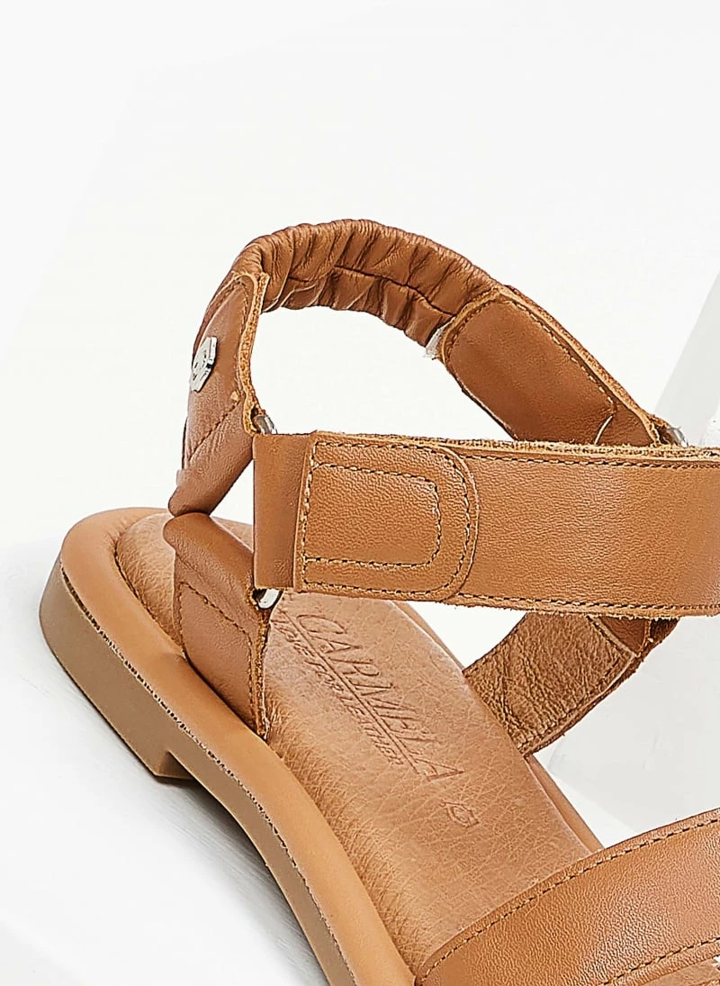 CARMELA Πέδιλα δερμάτινα φλατ με διπλή φάσα 68558 - Κάμελ 7 CARMELA Πέδιλα δερμάτινα φλατ με διπλή φάσα 68558 - Κάμελ - Image 5