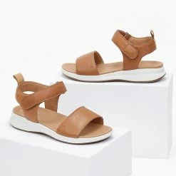 Comfort πέδιλα δερμάτινα με Velcro CARMELA 68512 - Κάμελ -Σανδάλια κατάστημα pedila dermatina me velcro carmela 68512 101011 b35b