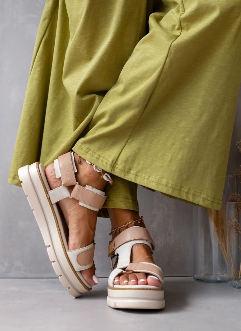 Πέδιλα δερμάτινα με Velcro CARMELA 68543 - Πάγου 9 Πέδιλα δερμάτινα με Velcro CARMELA 68543 - Πάγου - Image 7