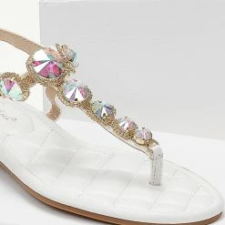 The Fashion Project Πέδιλα φλατ με μεγάλα στρας - Λευκό 9 The Fashion Project Πέδιλα φλατ με μεγάλα στρας - Λευκό -Σανδάλια κατάστημα pedila flat me megala stras 101511 2vso