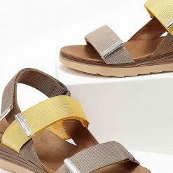 Xti Footwear Πέδιλα Sporty με υφασμάτινες φάσες Xti 45287 - Κίτρινο -Σανδάλια κατάστημα pedila sporty me ufasmatines fases xti 45287 104698 63iu