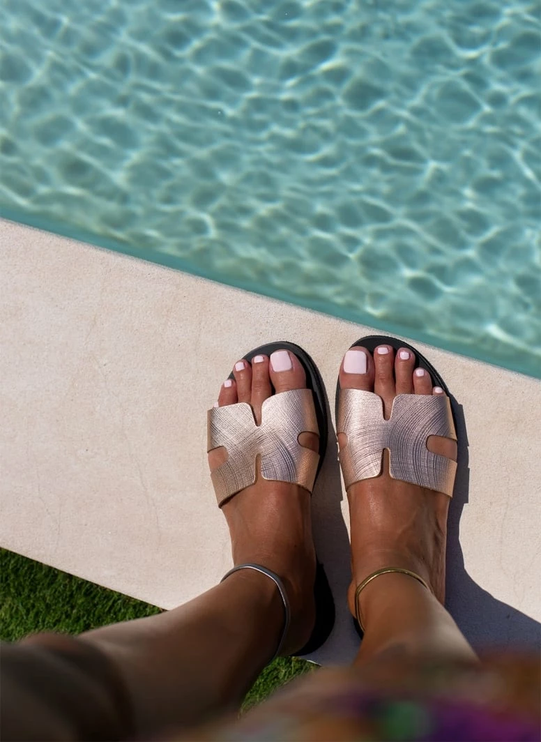 Σανδάλια δερμάτινα ESTIL με ανάγλυφο Pattern - Χαλκός 6 Σανδάλια δερμάτινα ESTIL με ανάγλυφο Pattern - Χαλκός - Image 4