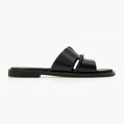 Σανδάλια δερμάτινα ESTIL με ανοίγματα και Strass - Μαύρο 13 Σανδάλια δερμάτινα ESTIL με ανοίγματα και Strass - Μαύρο -Σανδάλια κατάστημα sandalia dermatina estil me anoigmata kai strass 104534 jgci