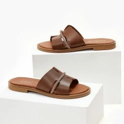 Σανδάλια δερμάτινα ESTIL με ανοίγματα και Strass - Ταμπά 12 Σανδάλια δερμάτινα ESTIL με ανοίγματα και Strass - Ταμπά -Σανδάλια κατάστημα sandalia dermatina estil me anoigmata kai strass 104535 85u6