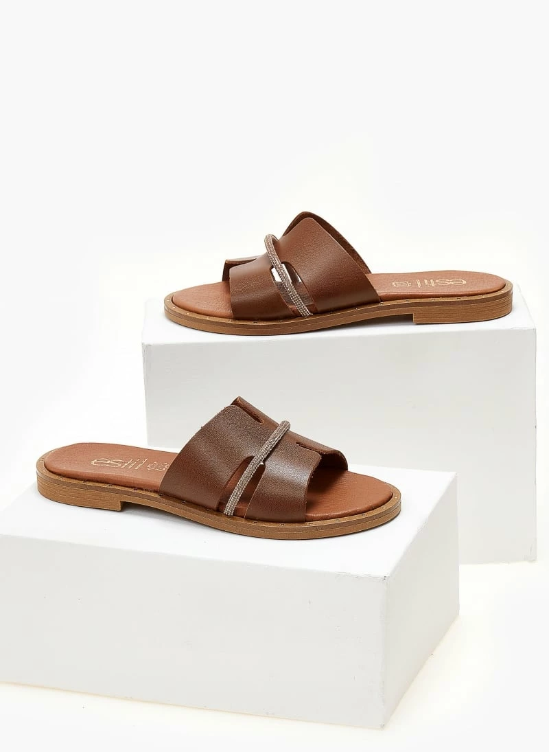 Σανδάλια δερμάτινα ESTIL με ανοίγματα και Strass - Ταμπά 7 Σανδάλια δερμάτινα ESTIL με ανοίγματα και Strass - Ταμπά - Image 5