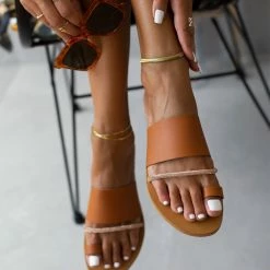 Σανδάλια δερμάτινα ESTIL με φαρδιά φάσα - Ταμπά 11 Σανδάλια δερμάτινα ESTIL με φαρδιά φάσα - Ταμπά -Σανδάλια κατάστημα sandalia dermatina estil me fardia fasa 105724 9khf