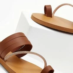 Σανδάλια δερμάτινα ESTIL με λοξό Strass λουράκι - Ταμπά 9 Σανδάλια δερμάτινα ESTIL με λοξό Strass λουράκι - Ταμπά -Σανδάλια κατάστημα sandalia dermatina estil me lokso strass louraki 105453 cdgj