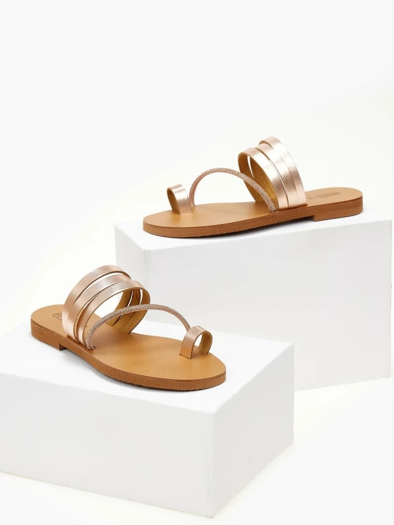 Σανδάλια δερμάτινα ESTIL με λοξό Strass λουράκι - Χαλκός 4 Σανδάλια δερμάτινα ESTIL με λοξό Strass λουράκι - Χαλκός - Image 2