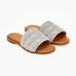 Σανδάλια δερμάτινα ESTIL με Strass φάσα - Ασημί 15 Σανδάλια δερμάτινα ESTIL με Strass φάσα - Ασημί -Σανδάλια κατάστημα sandalia dermatina estil me strass fasa 105033 kcps