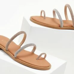 Σανδάλια δερμάτινα ESTIL με Strass και διχρωμία - Ασημί 12 Σανδάλια δερμάτινα ESTIL με Strass και διχρωμία - Ασημί -Σανδάλια κατάστημα sandalia dermatina estil me strass kai dixrwmia 105362 okk4
