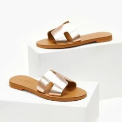 Σανδάλια δερμάτινα ESTIL σε μεταλλικά χρώματα - Χαλκός 10 Σανδάλια δερμάτινα ESTIL σε μεταλλικά χρώματα - Χαλκός -Σανδάλια κατάστημα sandalia dermatina estil se metallika xrwmata 105380 7vg9