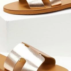 Σανδάλια δερμάτινα ESTIL σε μεταλλικά χρώματα - Χαλκός 13 Σανδάλια δερμάτινα ESTIL σε μεταλλικά χρώματα - Χαλκός -Σανδάλια κατάστημα sandalia dermatina estil se metallika xrwmata 105380 od1e