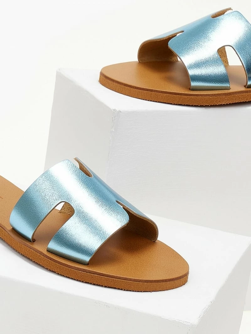 Σανδάλια δερμάτινα ESTIL σε μεταλλικά χρώματα - Γαλάζιο 5 Σανδάλια δερμάτινα ESTIL σε μεταλλικά χρώματα - Γαλάζιο - Image 3