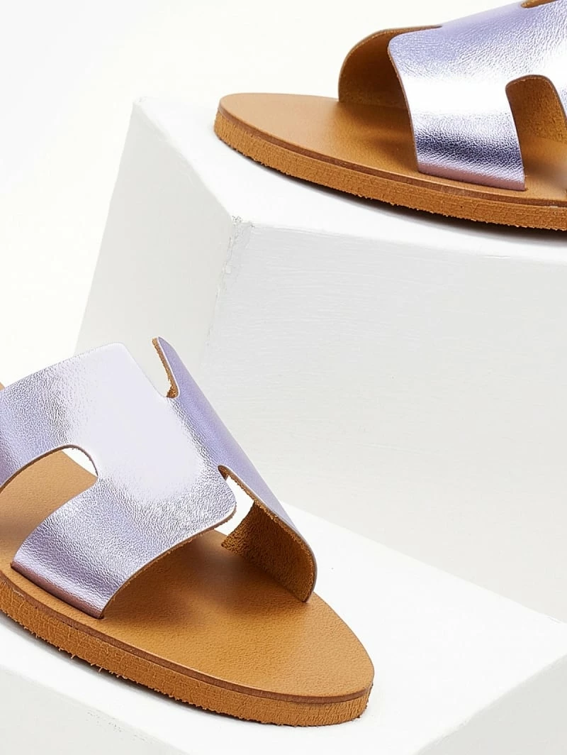 Σανδάλια δερμάτινα ESTIL σε μεταλλικά χρώματα - Λιλά 4 Σανδάλια δερμάτινα ESTIL σε μεταλλικά χρώματα - Λιλά - Image 2