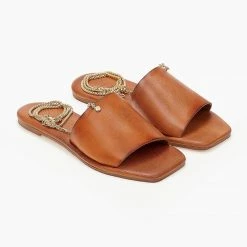 Σανδάλια δερμάτινα IRIS με Anklet αλυσίδα - Ταμπά 13 Σανδάλια δερμάτινα IRIS με Anklet αλυσίδα - Ταμπά -Σανδάλια κατάστημα sandalia dermatina iris me anklet alusida 102721 ka9k