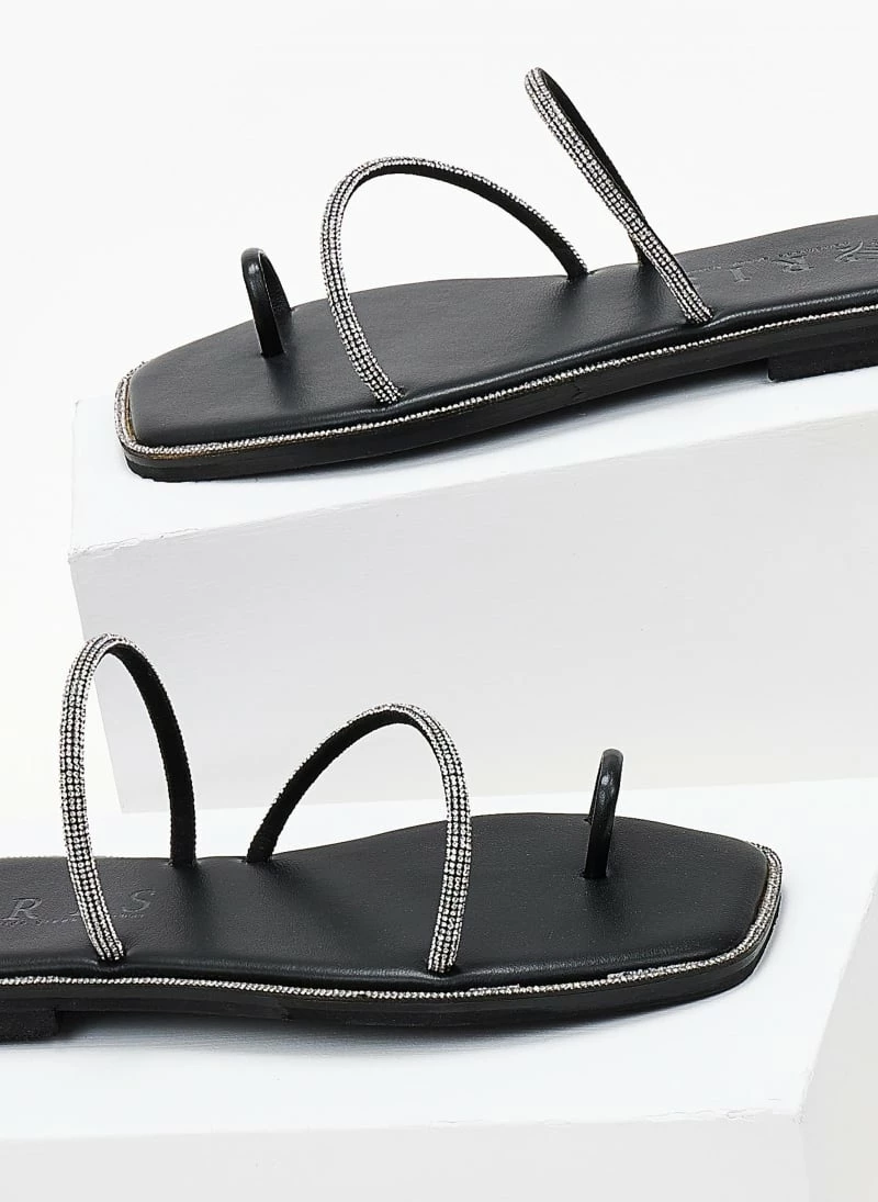 Σανδάλια δερμάτινα IRIS με διακριτικά Strass - Μαύρο 8 Σανδάλια δερμάτινα IRIS με διακριτικά Strass - Μαύρο - Image 6