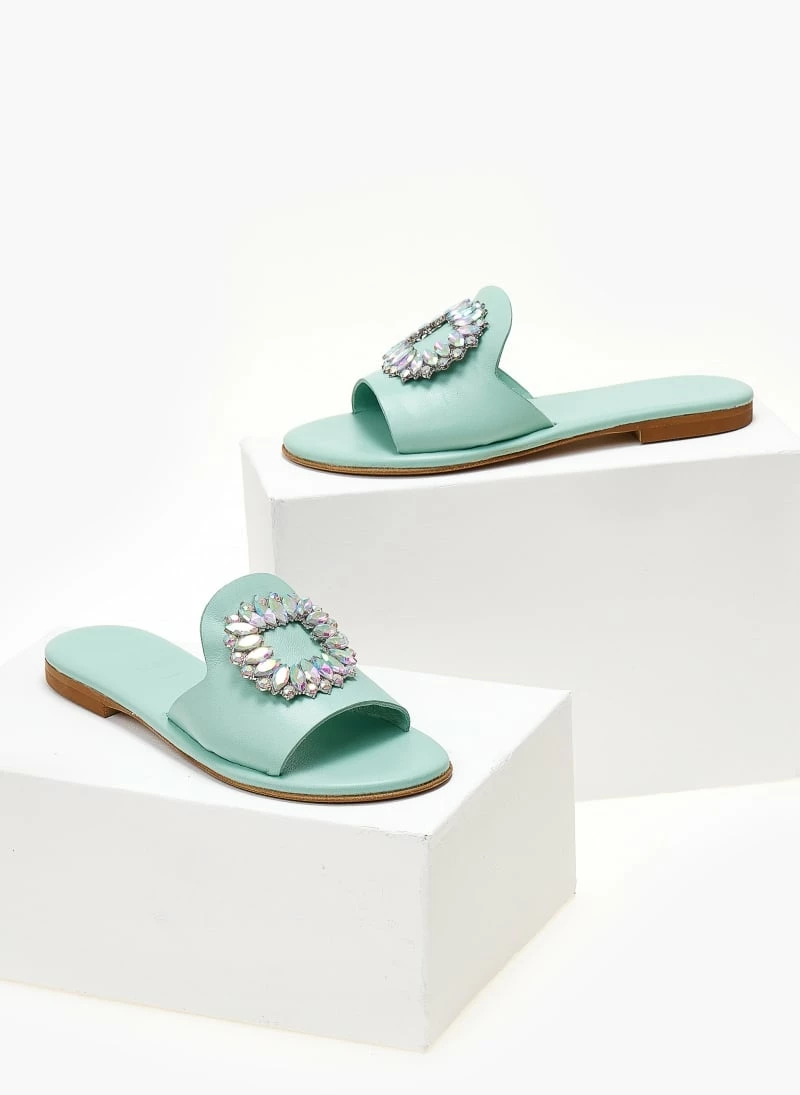 Σανδάλια δερμάτινα IRIS με ιριδίζουσες πέτρες - Βεραμάν 4 Σανδάλια δερμάτινα IRIS με ιριδίζουσες πέτρες - Βεραμάν - Image 2