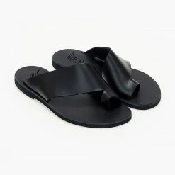 Σανδάλια δερμάτινα IRIS με λοξή φάσα - Μαύρο 13 Σανδάλια δερμάτινα IRIS με λοξή φάσα - Μαύρο -Σανδάλια κατάστημα sandalia dermatina iris me loksi fasa 104003 vgf0