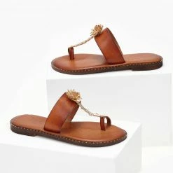 Σανδάλια δερμάτινα IRIS με λουλούδι - Ταμπά -Σανδάλια κατάστημα sandalia dermatina iris me louloudi 103846 zluk