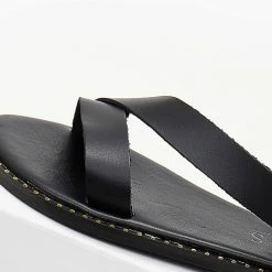 Σανδάλια δερμάτινα IRIS με μπαρέτα - Μαύρο 13 Σανδάλια δερμάτινα IRIS με μπαρέτα - Μαύρο -Σανδάλια κατάστημα sandalia dermatina iris me mpareta 102698 t440