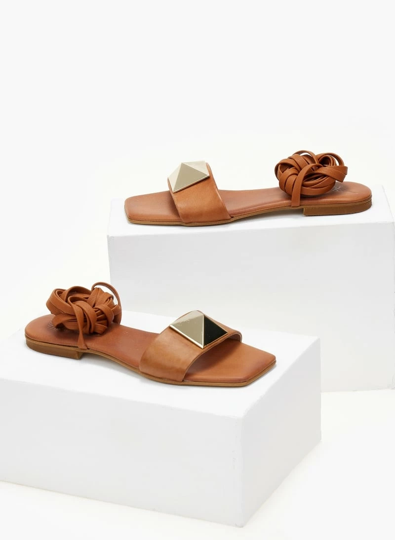 Σανδάλια δερμάτινα IRIS με Oversize τρουκ - Ταμπά 8 Σανδάλια δερμάτινα IRIS με Oversize τρουκ - Ταμπά - Image 6