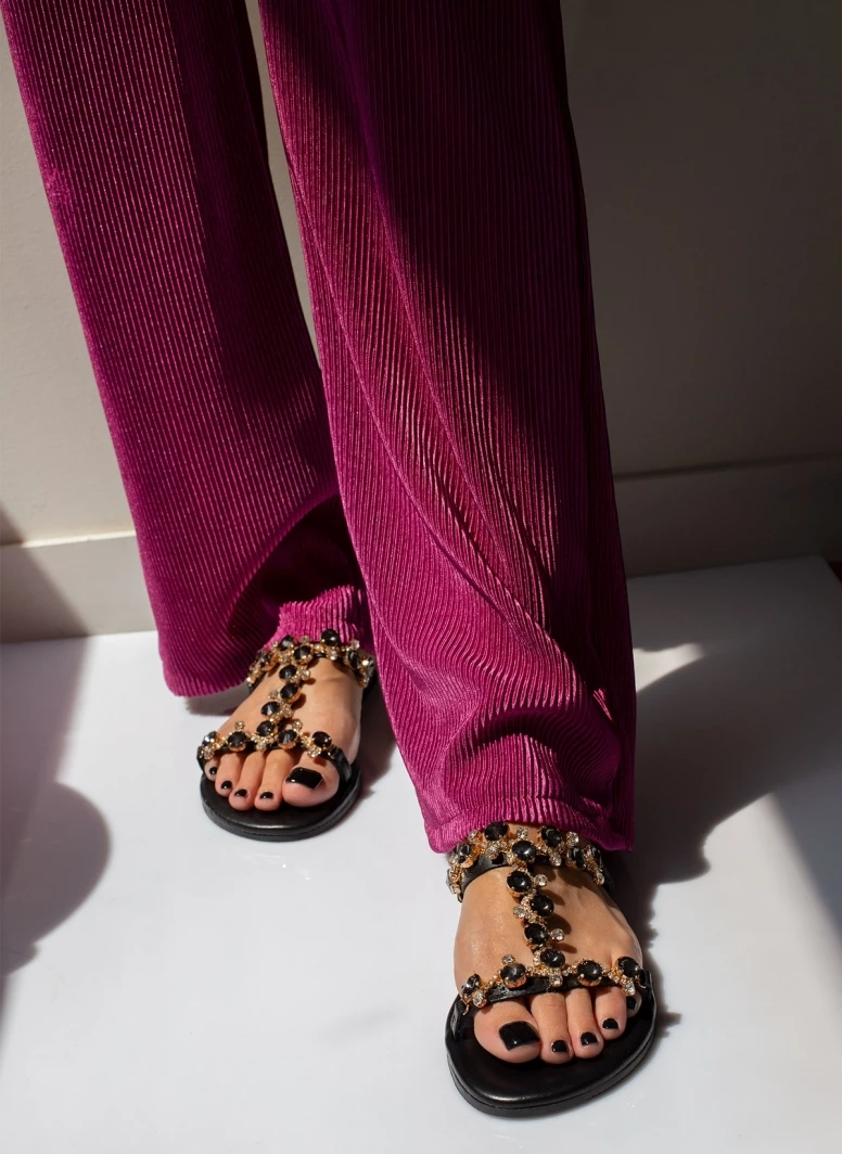 Σανδάλια δερμάτινα IRIS με πέτρες - Μαύρο 9 Σανδάλια δερμάτινα IRIS με πέτρες - Μαύρο - Image 7