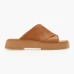 Σανδάλια δερμάτινα IRIS με χιαστί φάσες - Ταμπά 11 Σανδάλια δερμάτινα IRIS με χιαστί φάσες - Ταμπά -Σανδάλια κατάστημα sandalia dermatina iris me xiasti fases 103360 96mk