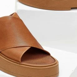 Σανδάλια δερμάτινα IRIS με χιαστί φάσες - Ταμπά 15 Σανδάλια δερμάτινα IRIS με χιαστί φάσες - Ταμπά -Σανδάλια κατάστημα sandalia dermatina iris me xiasti fases 103360 k6i6