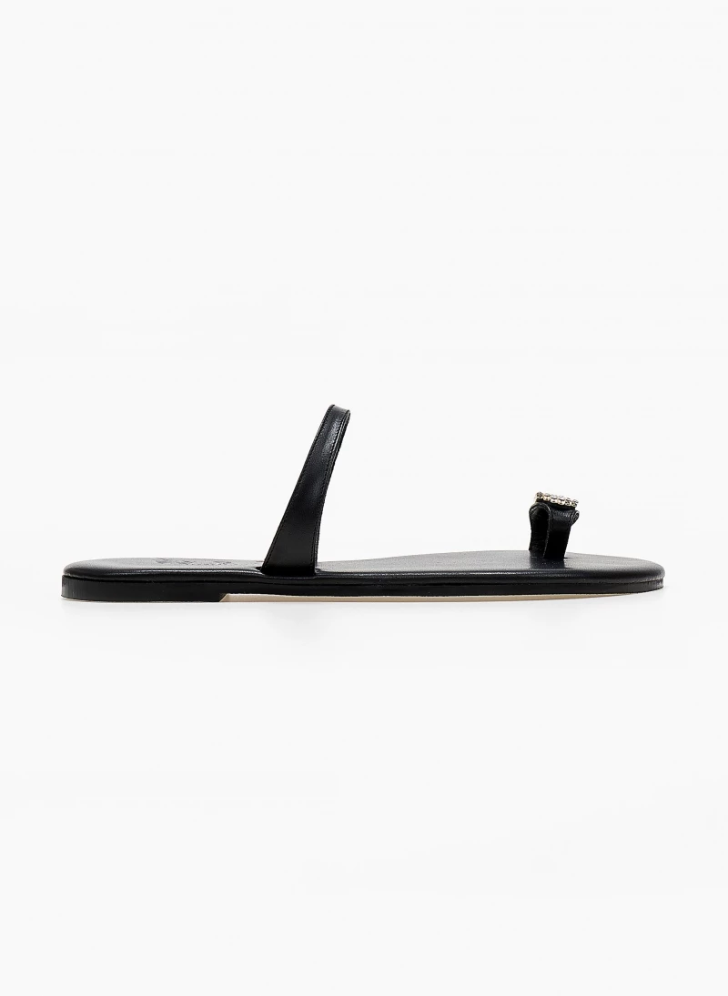 IRIS Σανδάλια δερμάτινα με Strass στο δάκτυλο - Μαύρο 4 IRIS Σανδάλια δερμάτινα με Strass στο δάκτυλο - Μαύρο - Image 2