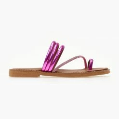 Σανδάλια δερμάτινα TFP με λοξό Strass λουράκι - Φούξια 13 Σανδάλια δερμάτινα TFP με λοξό Strass λουράκι - Φούξια -Σανδάλια κατάστημα sandalia dermatina tfp me lokso strass louraki 105318 fuku