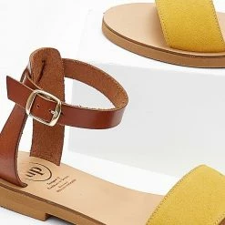 Σανδάλια δερμάτινα TFP με μπαρέτα - Κίτρινο 8 Σανδάλια δερμάτινα TFP με μπαρέτα - Κίτρινο -Σανδάλια κατάστημα sandalia dermatina tfp me mpareta 104233 atjm